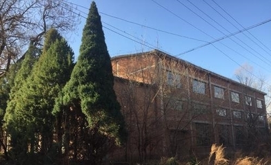 由8個(gè)村子組成的軍工廠(chǎng),坐落在重慶群山中,大多是青磚樓房